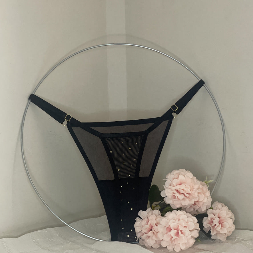 Tanga en Tul con Brillos Dorados